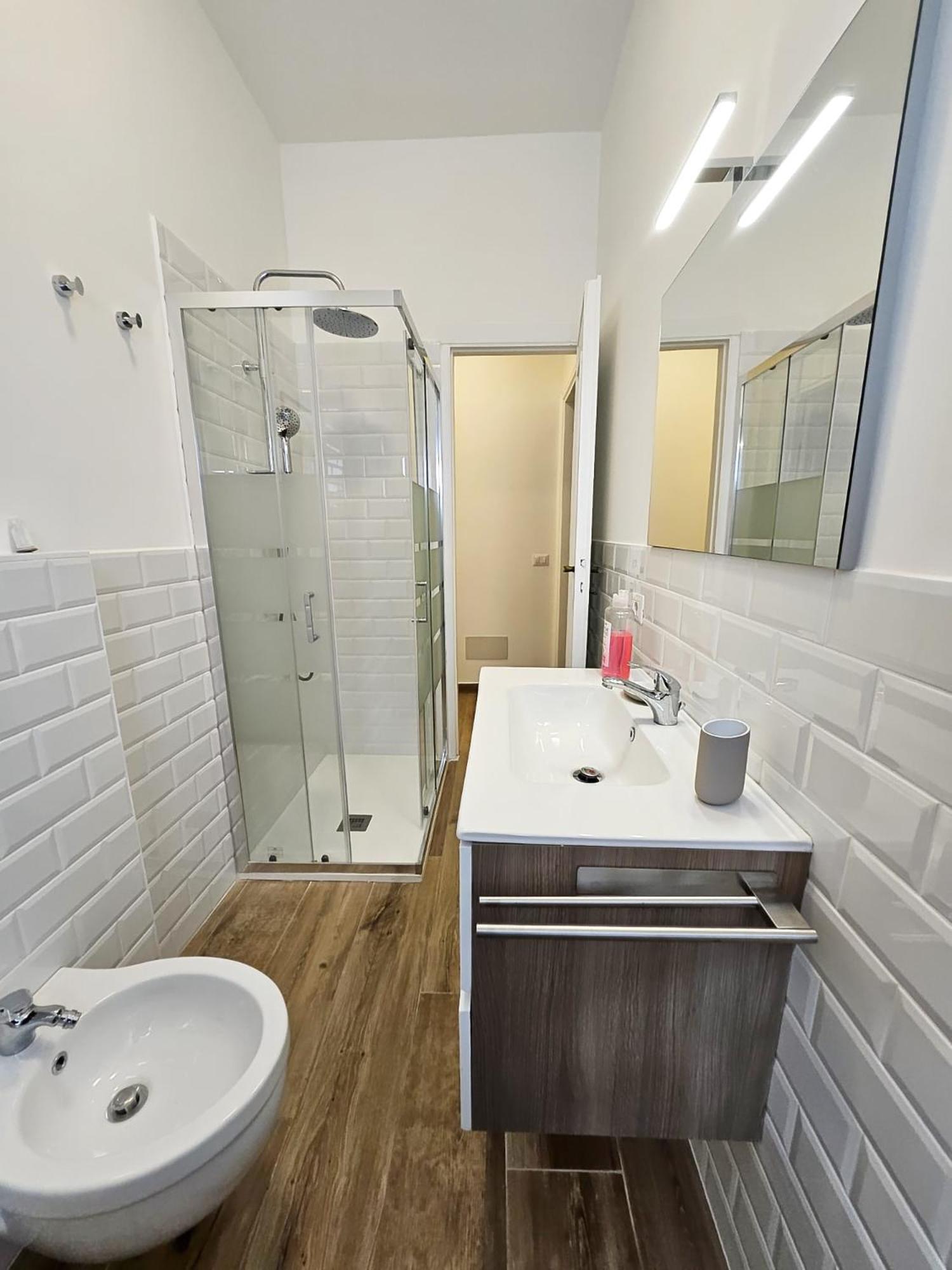 Hbhall Linate Apartment Milan Bagian luar foto