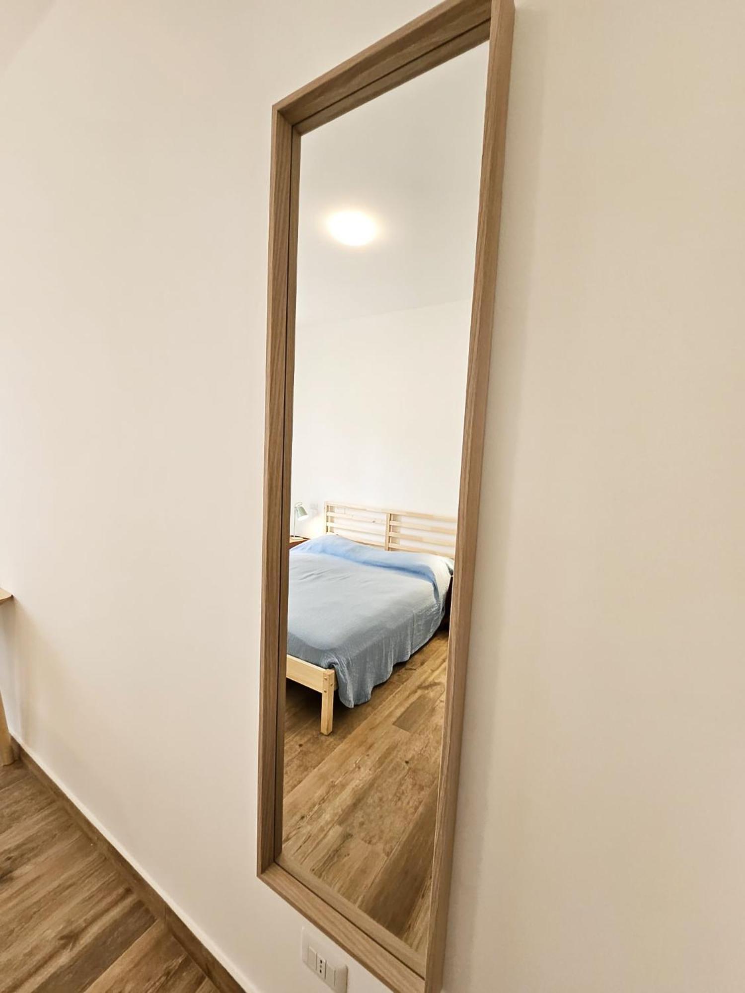 Hbhall Linate Apartment Milan Bagian luar foto