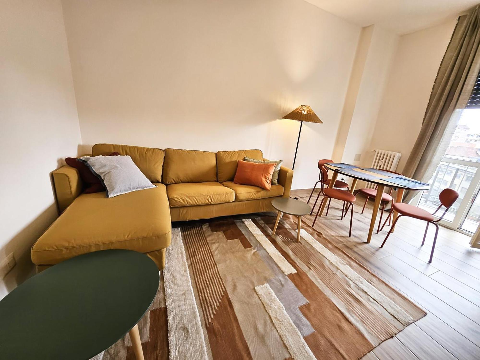 Hbhall Linate Apartment Milan Bagian luar foto